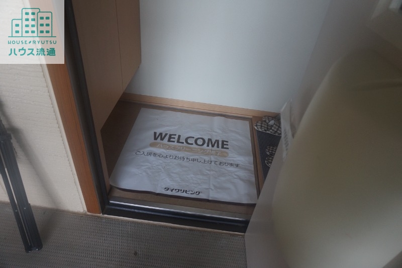 玄関　※別号室の写真