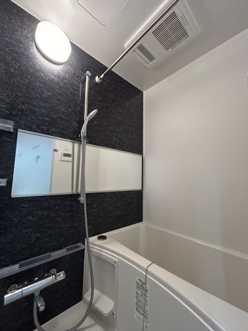 バス・シャワールーム　別部屋参考写真