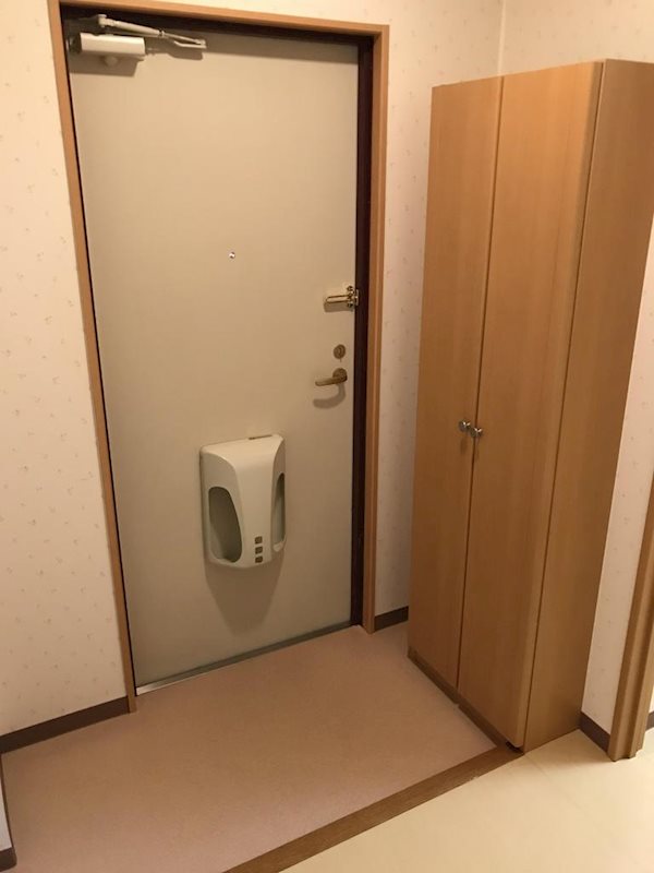 玄関　現況優先