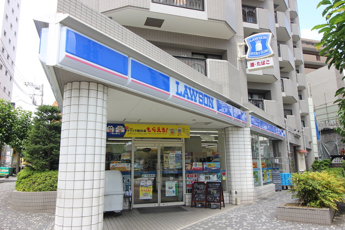 コンビニ　ローソン北浦和一丁目店（コンビニ）まで160m