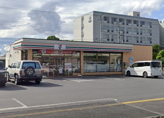 コンビニ　セブンイレブン 南河内緑店（コンビニ）まで571m
