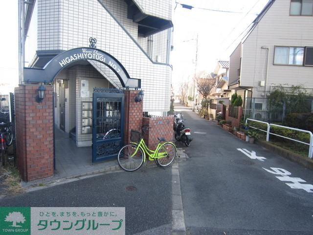 エントランス　四ツ木駅徒歩８分
