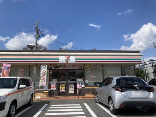 コンビニ　セブンイレブン名古屋西日置2丁目店（コンビニ）まで437m