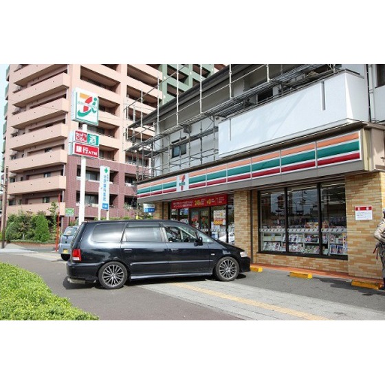 コンビニ　セブンイレブン仙台台原駅前店（コンビニ）まで62m