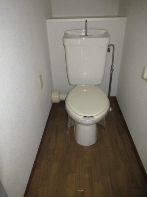 トイレ　別号室参考写真