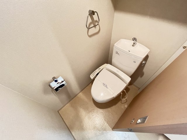 トイレ　コンパクトで使いやすいトイレです