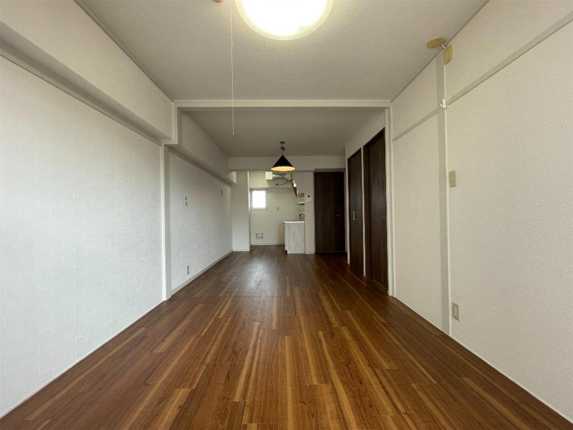 アーバンプラザ花京院の居間写真