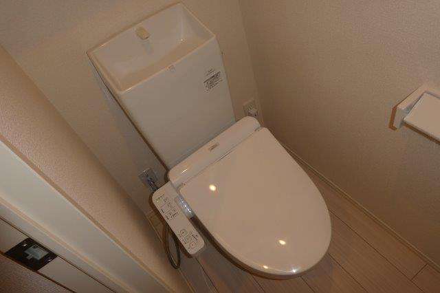 トイレ　ウォシュレット
