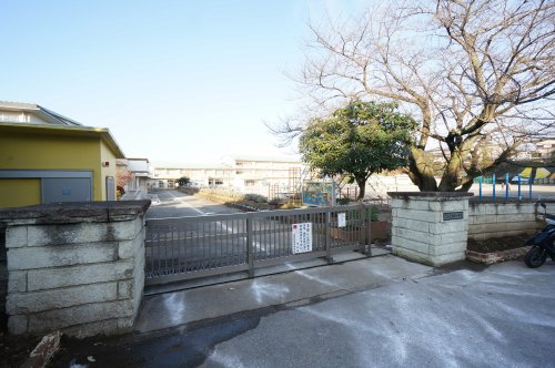 小学校　市原市立辰巳台西小学校（小学校）まで824m