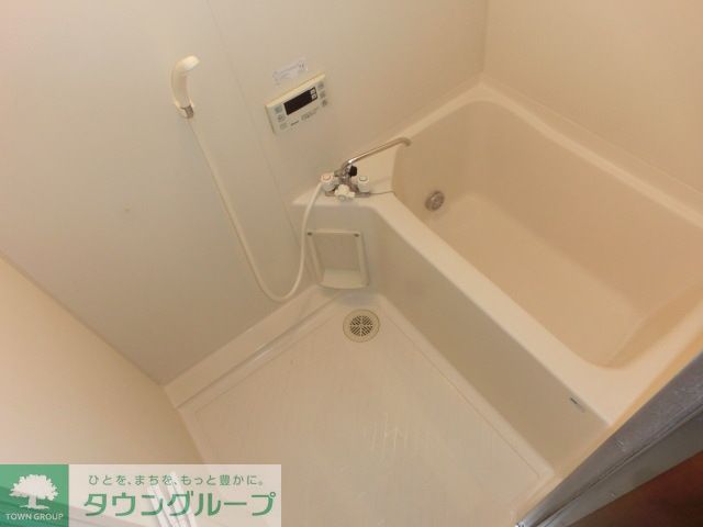 バス・シャワールーム　ゆっくり入れるバスルーム