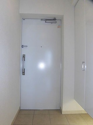 玄関　参考写真