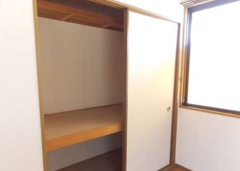 収納　写真は別居室のものです。
