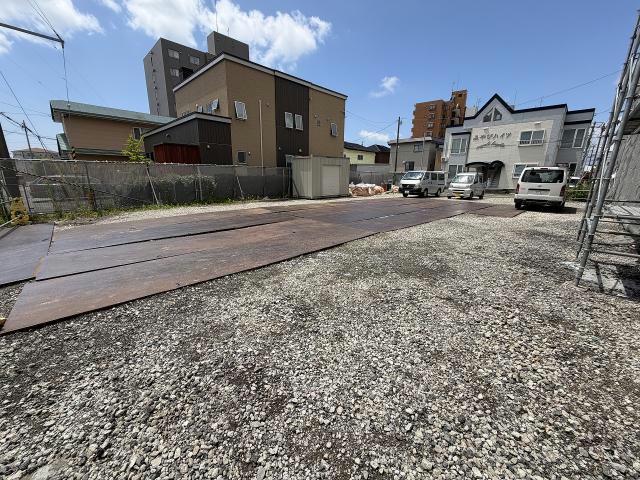駐車場　駐車場