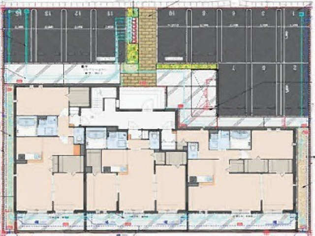 駐車場　縦列3区画7700円　並列6区画4400円