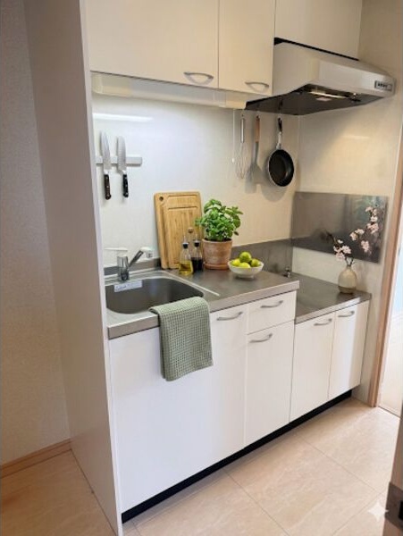 キッチン　別部屋の写真となります。