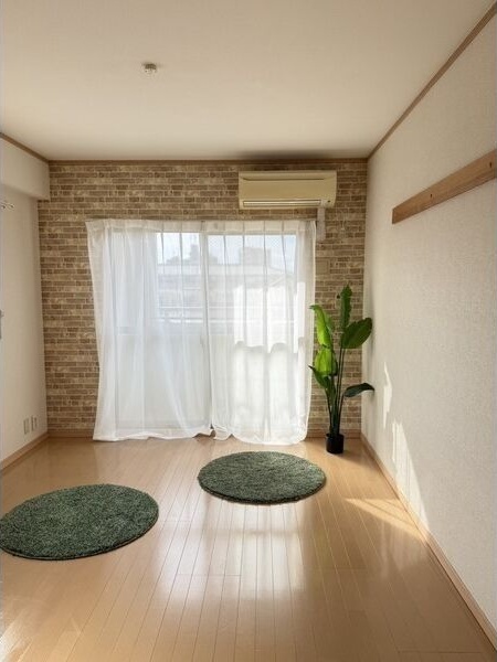 その他設備　別部屋の写真となります。