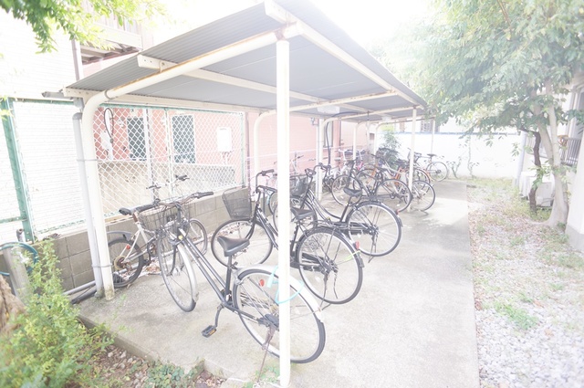 駐車場　駐輪場