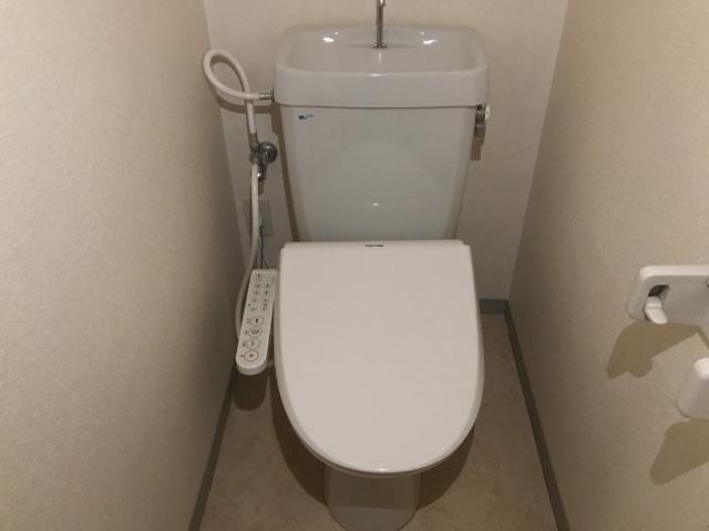 トイレ　シャワー付トイレ