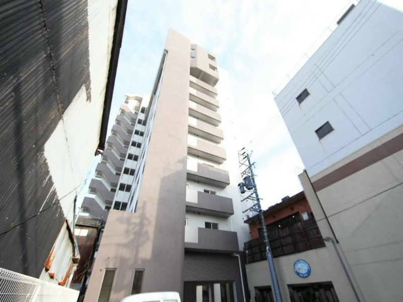 建物外観　外観　オートロック　防犯カメラ　南向きバルコニー