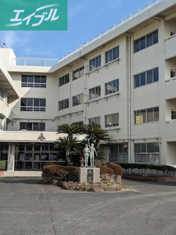 小学校　岡山市立旭竜小学校（小学校）まで1210m