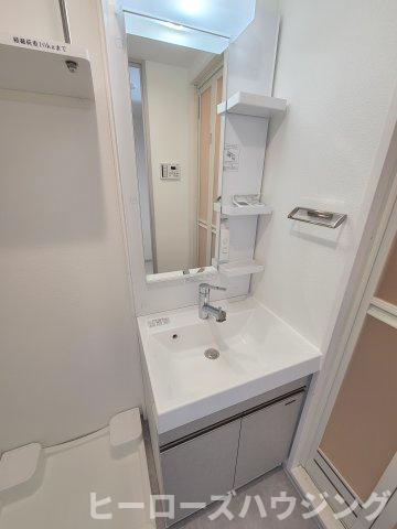 洗面設備　※同タイプの写真となり、実際のお部屋とは異なる場合があります