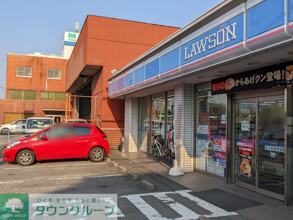 コンビニ　ローソン総合体育館前店（コンビニ）まで180m