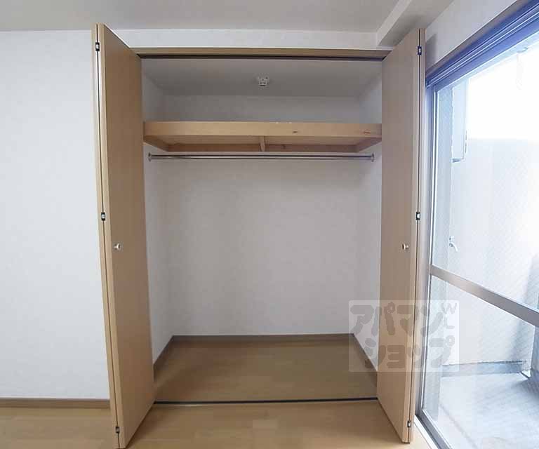 収納　クローゼット