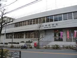 郵便局　高津郵便局（郵便局）まで593m