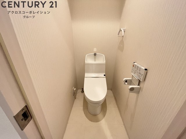トイレ　温水洗浄便座付きでおすすめ！