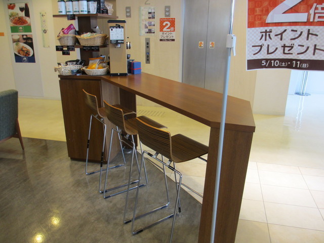 飲食店　上島珈琲店武蔵小金井店（飲食店）まで612m
