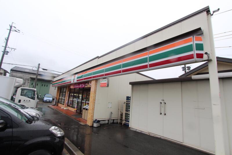 コンビニ　セブンイレブン名古屋寛政町6丁目店（コンビニ）まで296m