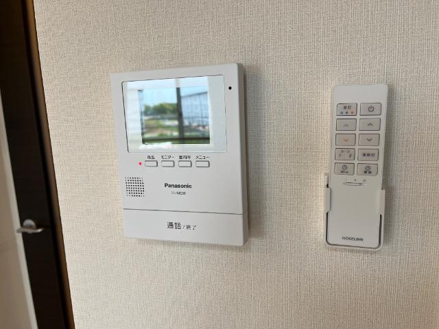 セキュリティ　カメラ付インターホン（イメージ）