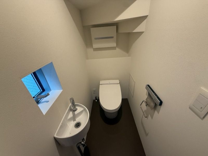 トイレ　清潔感のあるトイレです