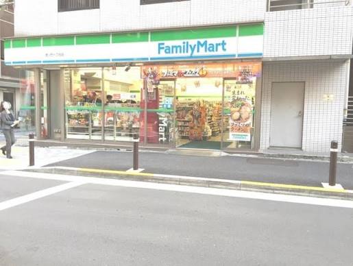 コンビニ　ファミリーマート 虎ノ門一丁目店（コンビニ）まで88m