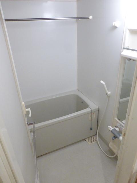 バス・シャワールーム　バス※別部屋参考写真