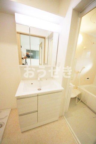 洗面設備　※同仕様参考写真