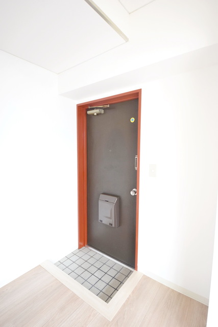 玄関　～行ってきます～別号室参考写真