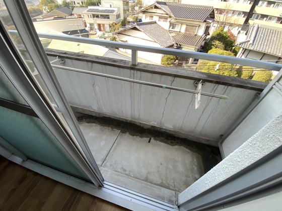 バルコニー　※別号室の写真です