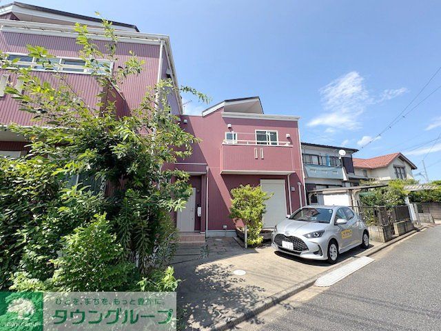 建物外観　駐車場
