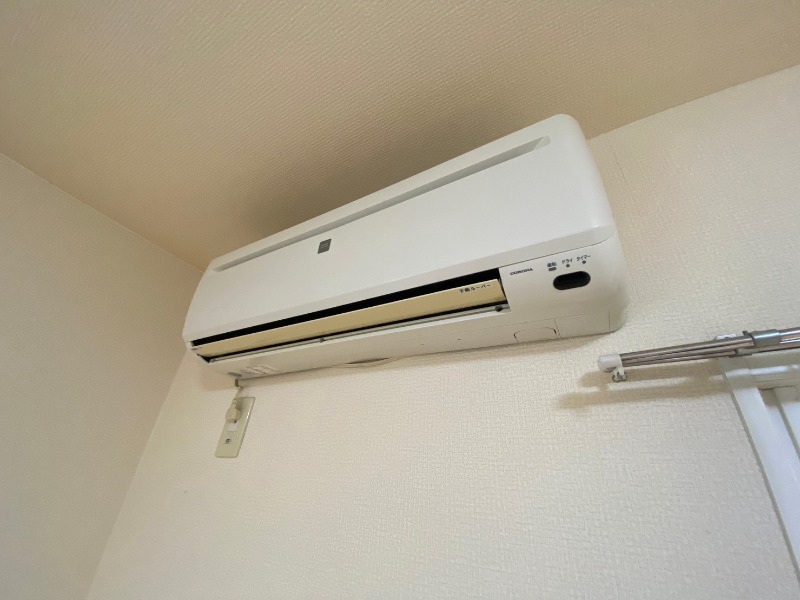 その他設備　こちらはエアコンが設置されております！夏場も快適です！