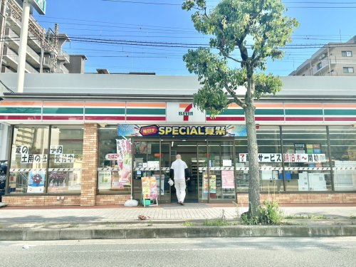コンビニ　セブンイレブン 東大阪小阪3丁目店（コンビニ）まで550m