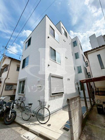 建物外観　外観は落ち着いています