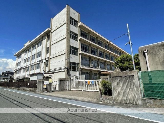 小学校　英賀保小学校（小学校）まで324m