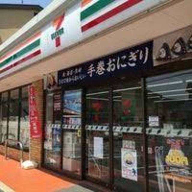 コンビニ　セブンイレブン京阪四宮駅東店（コンビニ）まで595m