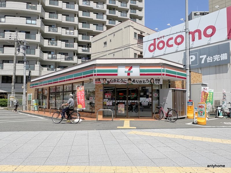 コンビニ　セブン-イレブン大阪福島西通店（コンビニ）まで461m