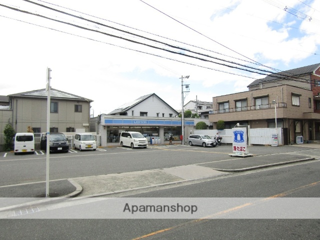 コンビニ　ローソン（コンビニ）まで1062m