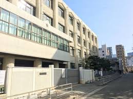 小学校　大阪市立中津小学校（小学校）まで502m