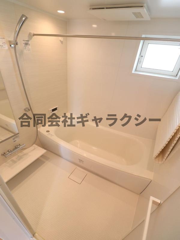 バス・シャワールーム　追い炊き・浴室乾燥機能つき