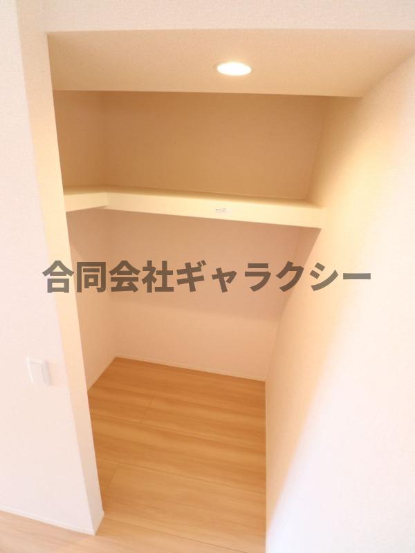 収納　ウォークインクローゼット