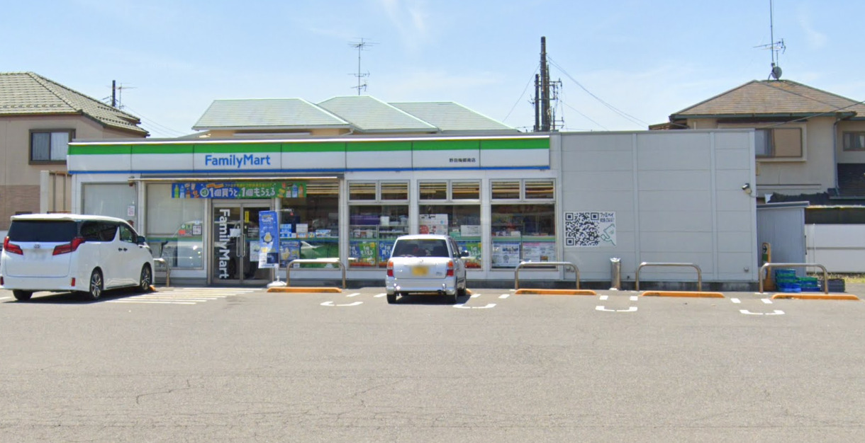 コンビニ　ファミリーマート野田梅郷南店（コンビニ）まで776m